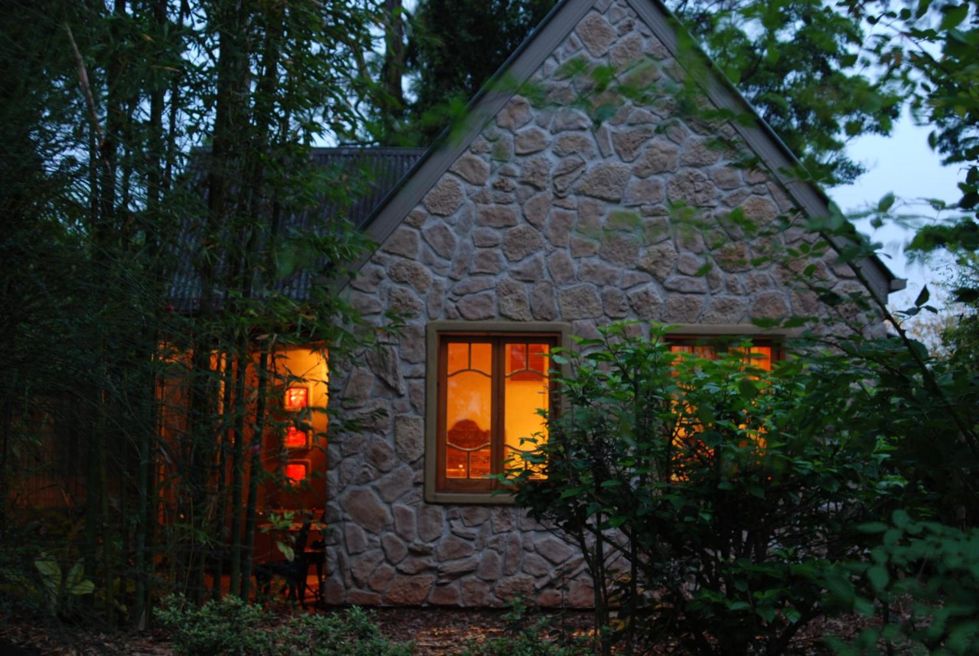 Witches Falls Cottages جبل تامبورين المظهر الخارجي الصورة