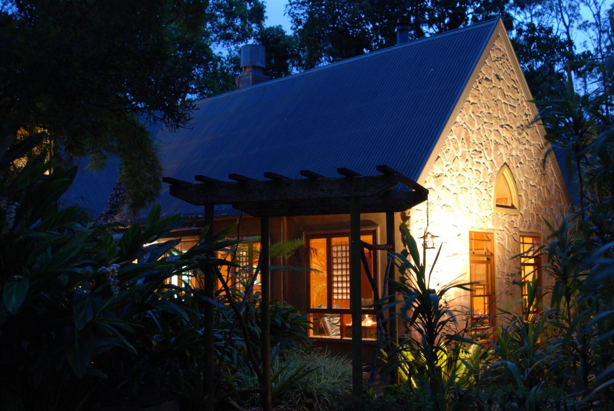 Witches Falls Cottages جبل تامبورين المظهر الخارجي الصورة