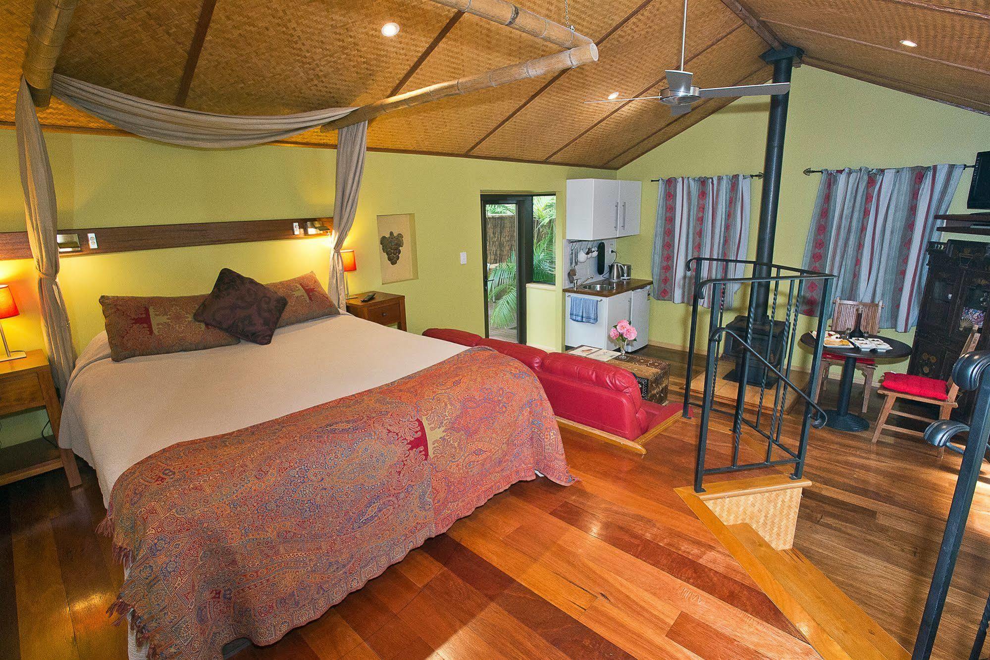 Witches Falls Cottages جبل تامبورين المظهر الخارجي الصورة